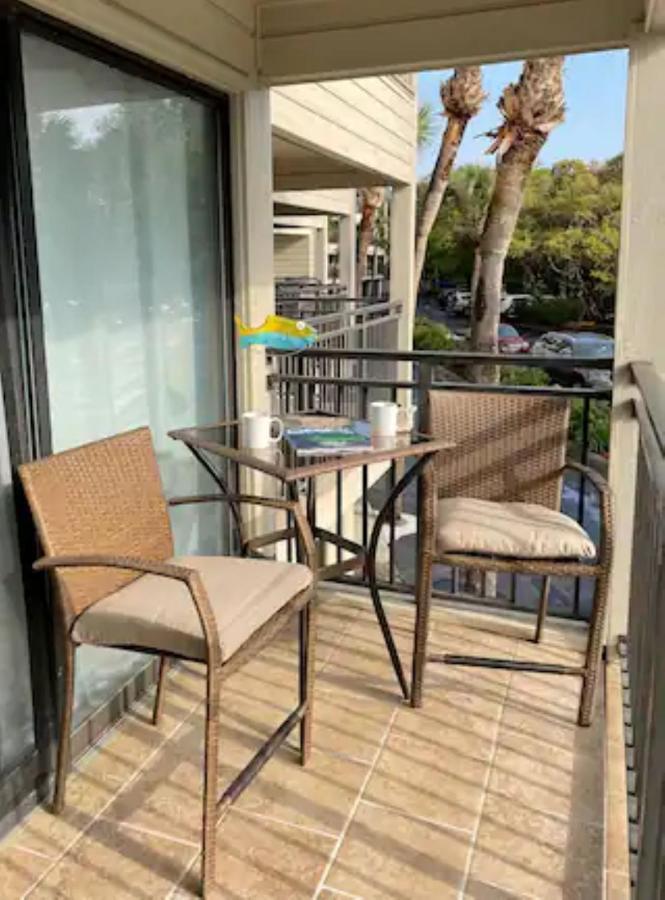 Beachfront Condo With Ocean View Хилтон-Хед-Айленд Экстерьер фото